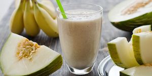 Reteta smoothie de banane si pepene galben